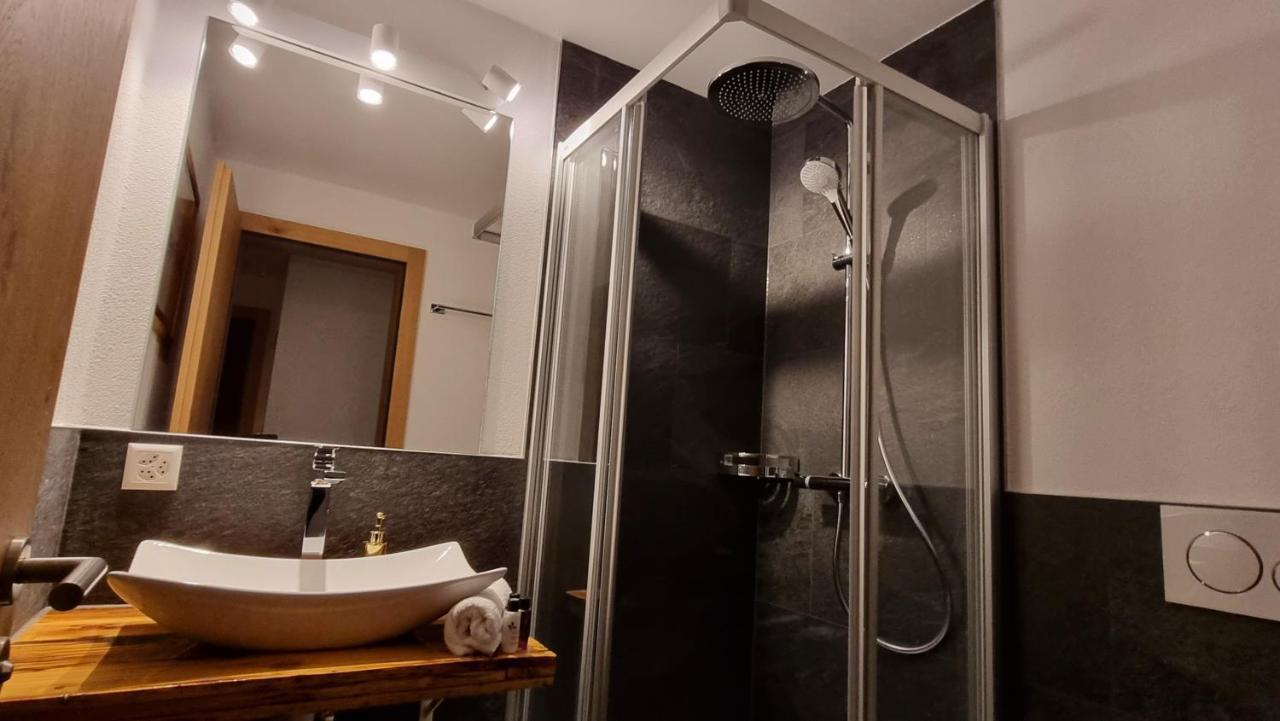 Mattertal Lodge Embd Bagian luar foto